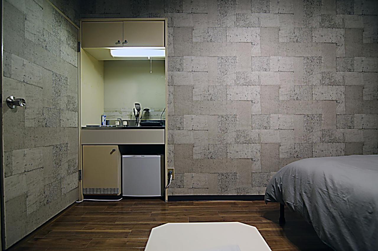 Kb House Shinjuku Double Room Free Poket Wifi! Präfektur Tokio Exterior foto